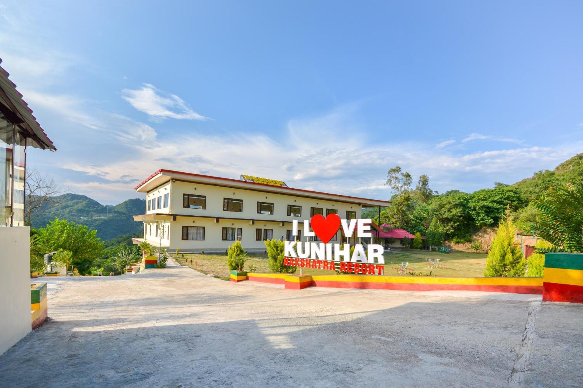 Nakshatra Resort Kunihar Luaran gambar